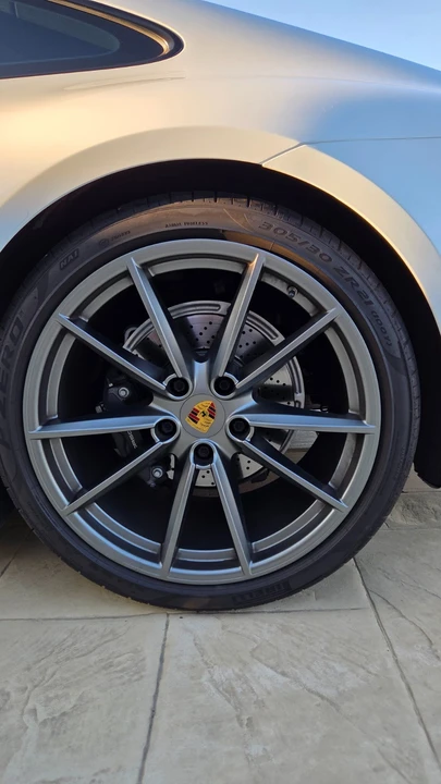 2021 Porsche 992 Carrera - Image 9 of 21