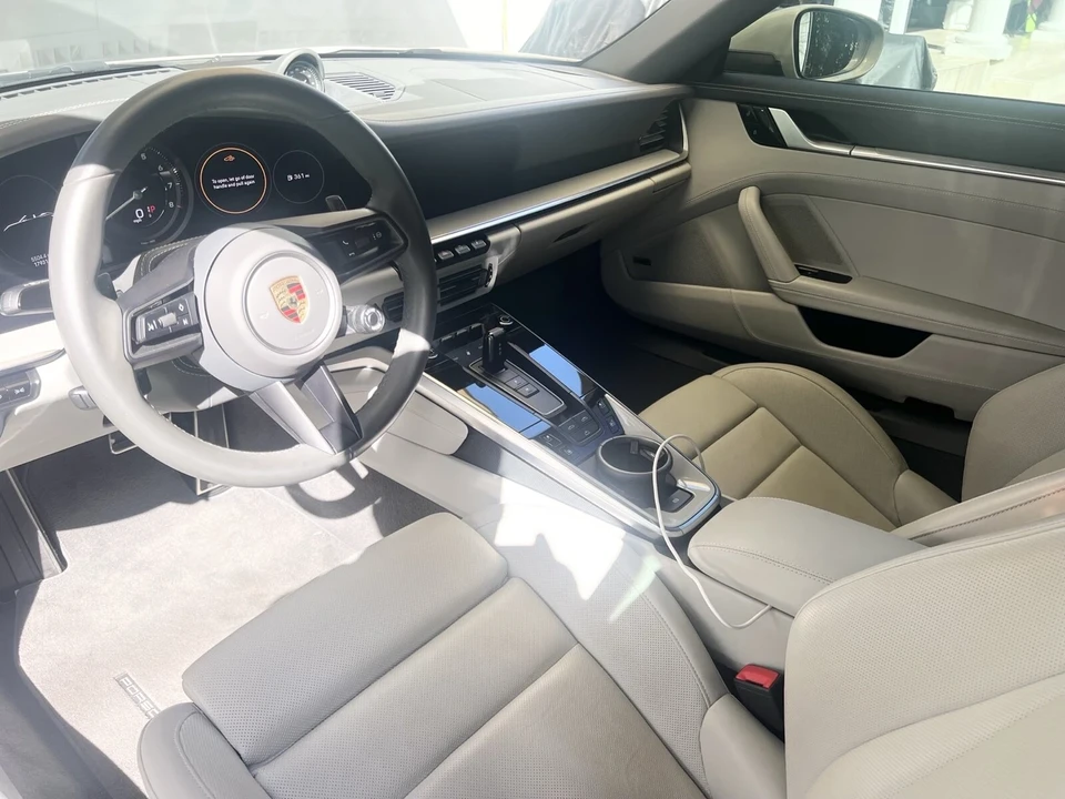 2021 Porsche 992 Carrera - Image 15 of 21