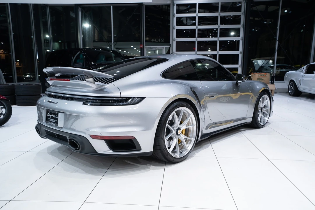 2021 Porsche 992 Carrera 4S - Image 4 of 31