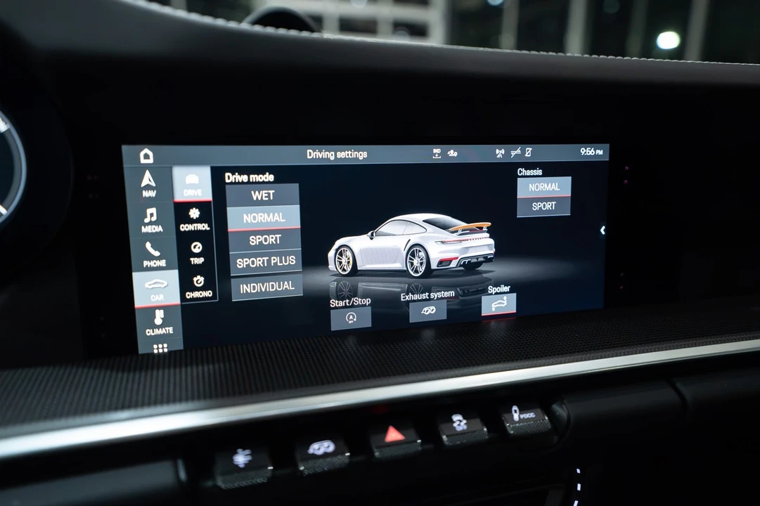 2021 Porsche 992 Carrera 4S - Image 17 of 31