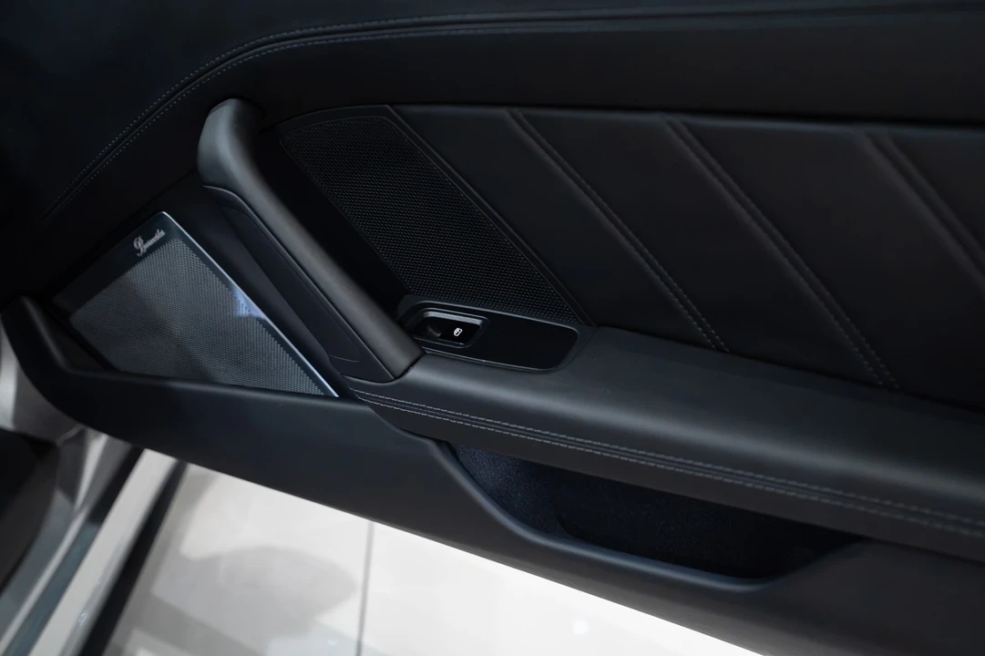 2021 Porsche 992 Carrera 4S - Image 22 of 31