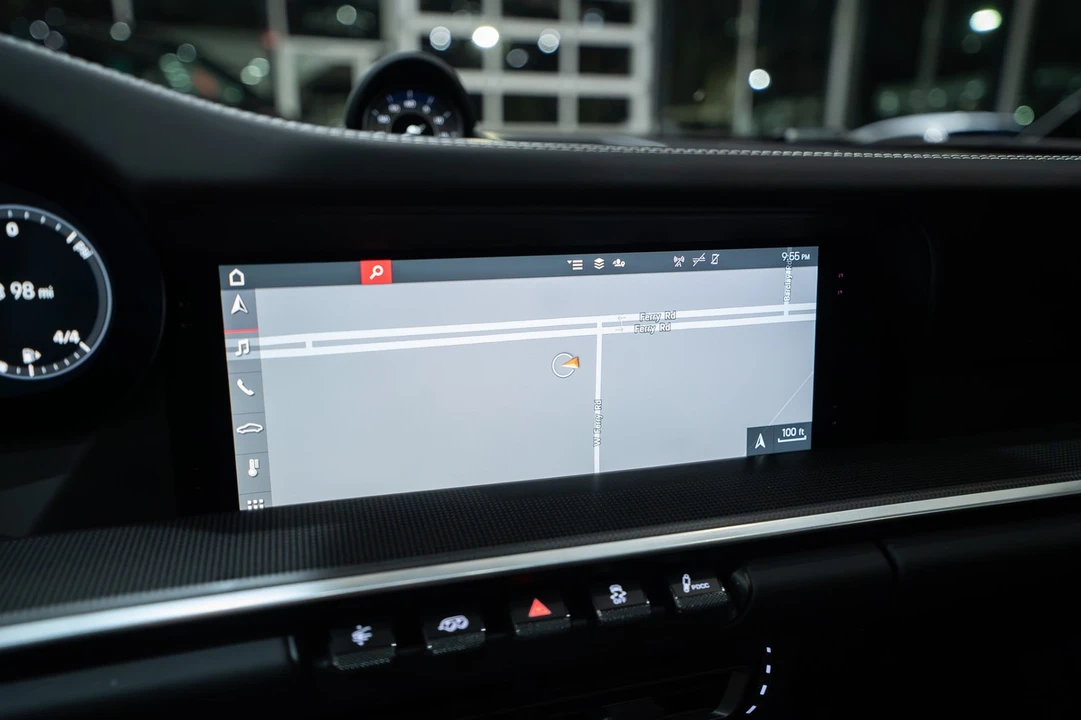 2021 Porsche 992 Carrera 4S - Image 16 of 31