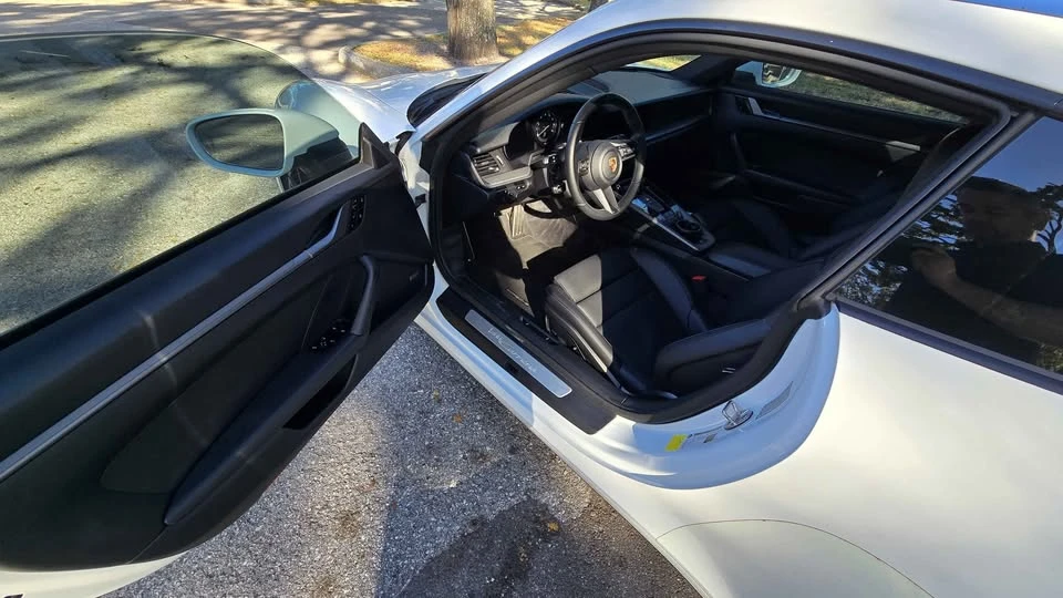 2021 Porsche 992 Carrera - Image 18 of 18
