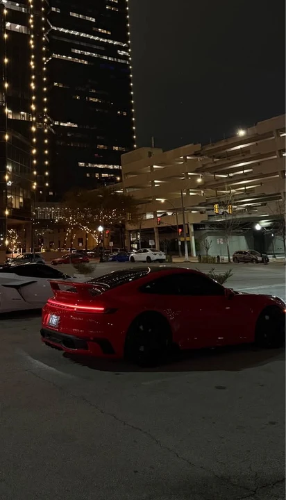 2021 Porsche 992 Carrera - Image 3 of 3