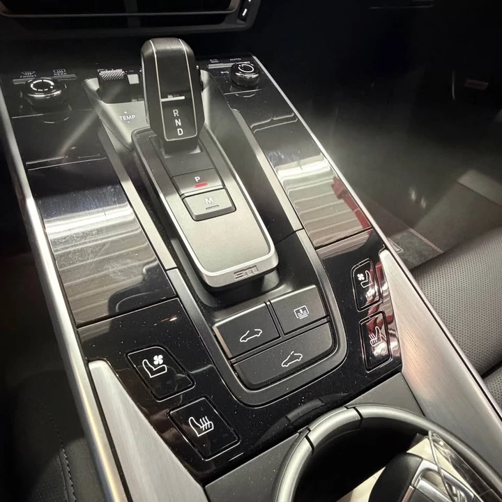 2021 Porsche 992 Carrera - Image 13 of 17