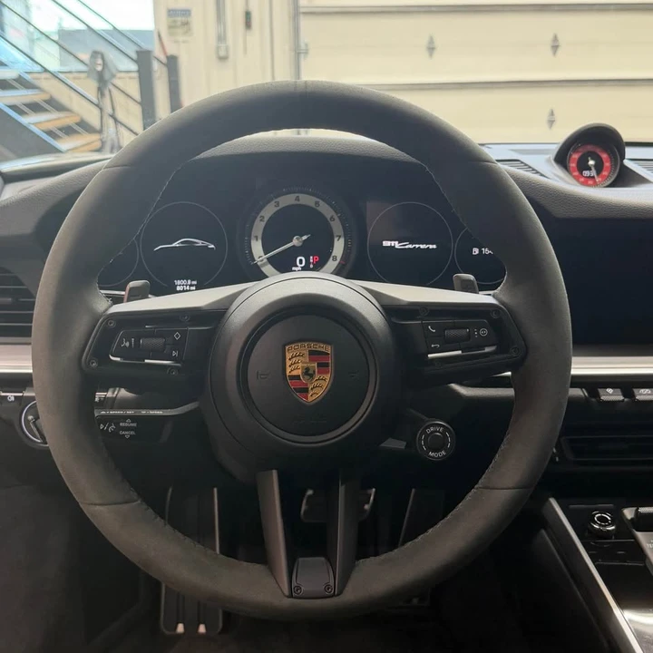 2021 Porsche 992 Carrera - Image 16 of 17