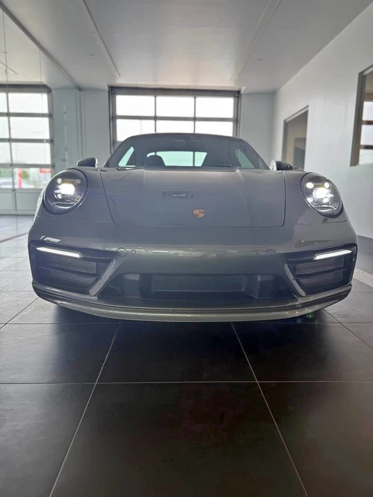 2021 Porsche 992 Carrera - Image 2 of 13