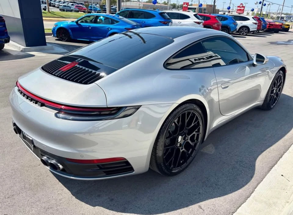 2021 Porsche 992 Carrera - Image 4 of 5