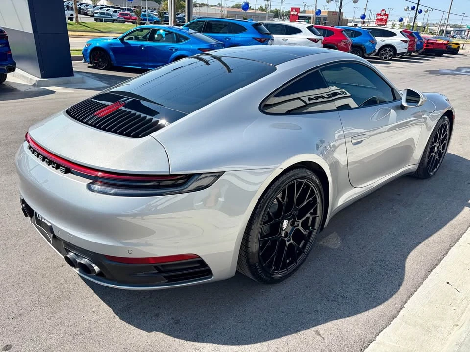 2021 Porsche 992 Carrera - Image 4 of 5