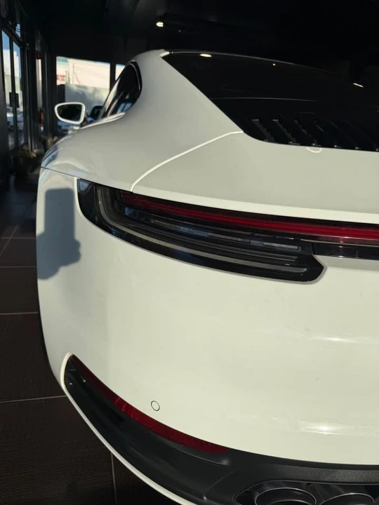 2021 Porsche 992 Carrera - Image 3 of 7