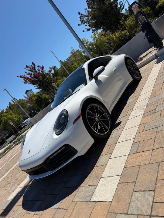 2021 Porsche 992 Carrera - Image 3 of 10