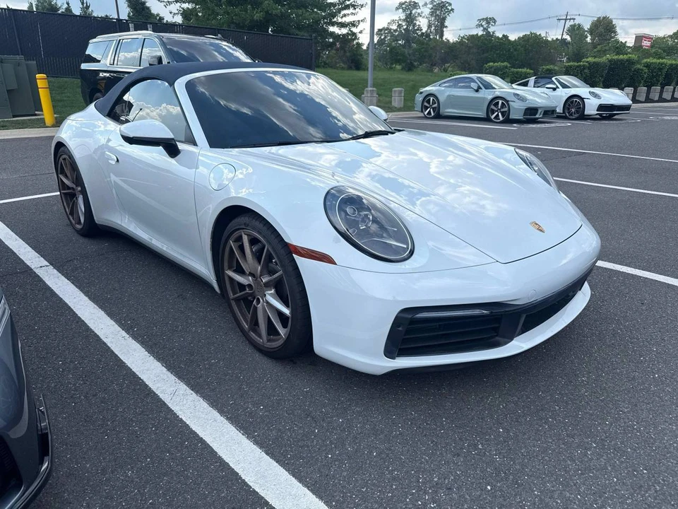 2021 Porsche 992 Carrera 4 - Image 2 of 5