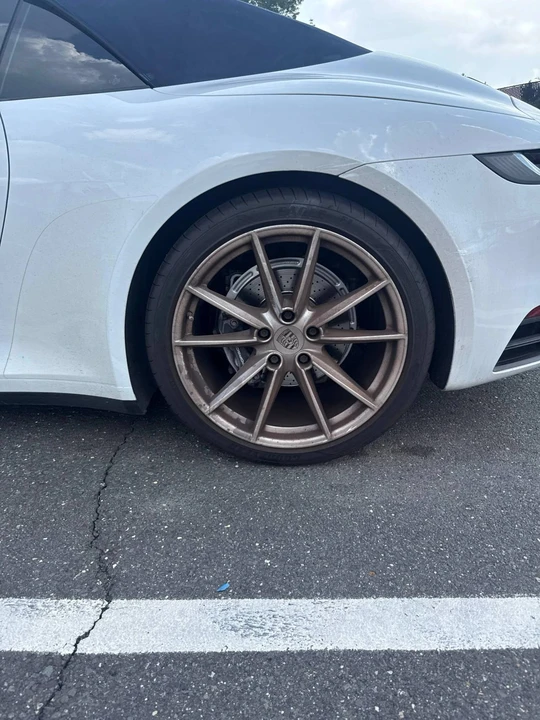 2021 Porsche 992 Carrera 4 - Image 5 of 5