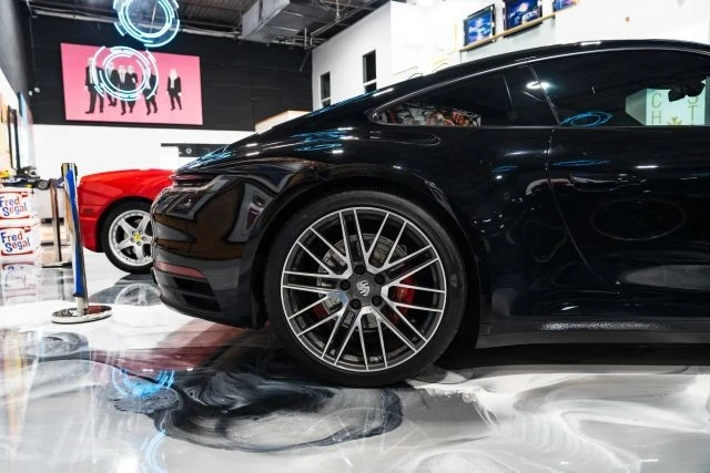 2021 Porsche 992 Carrera 4 - Image 5 of 12