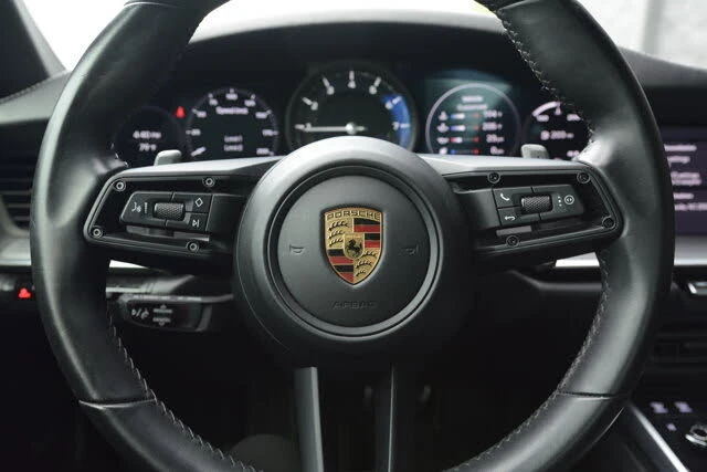 2021 Porsche 992 Carrera 4 - Image 16 of 31
