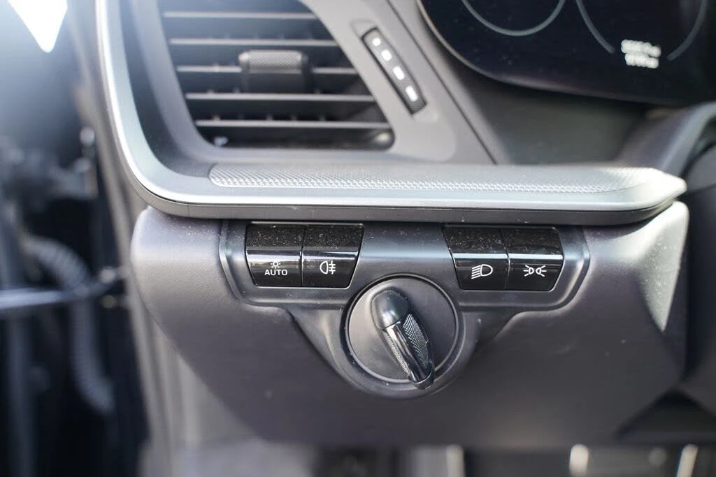 2021 Porsche 992 Carrera 4 - Image 29 of 31