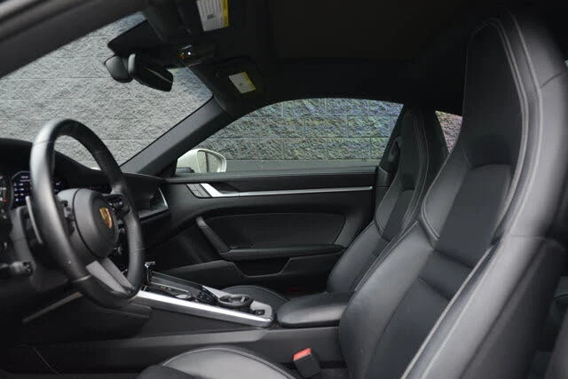 2021 Porsche 992 Carrera 4 - Image 15 of 31