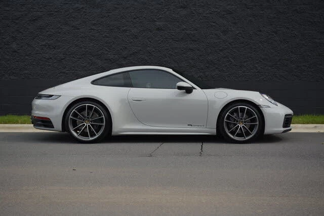 2021 Porsche 992 Carrera 4 - Image 8 of 31