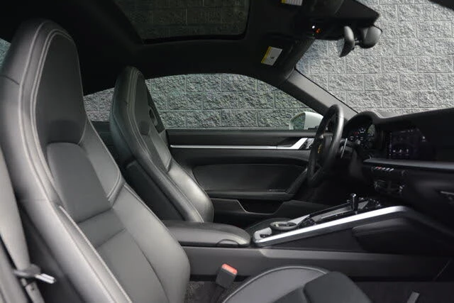 2021 Porsche 992 Carrera 4 - Image 25 of 31