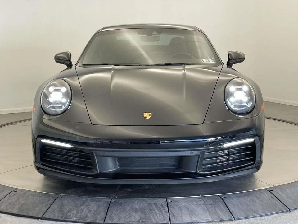 2021 Porsche 992 Carrera 4 - Image 10 of 31