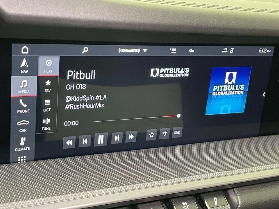 2021 Porsche 992 Carrera 4 - Image 28 of 31