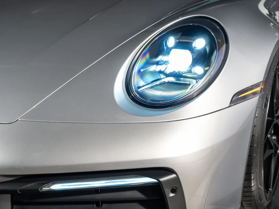 2021 Porsche 992 Carrera 4 - Image 12 of 31