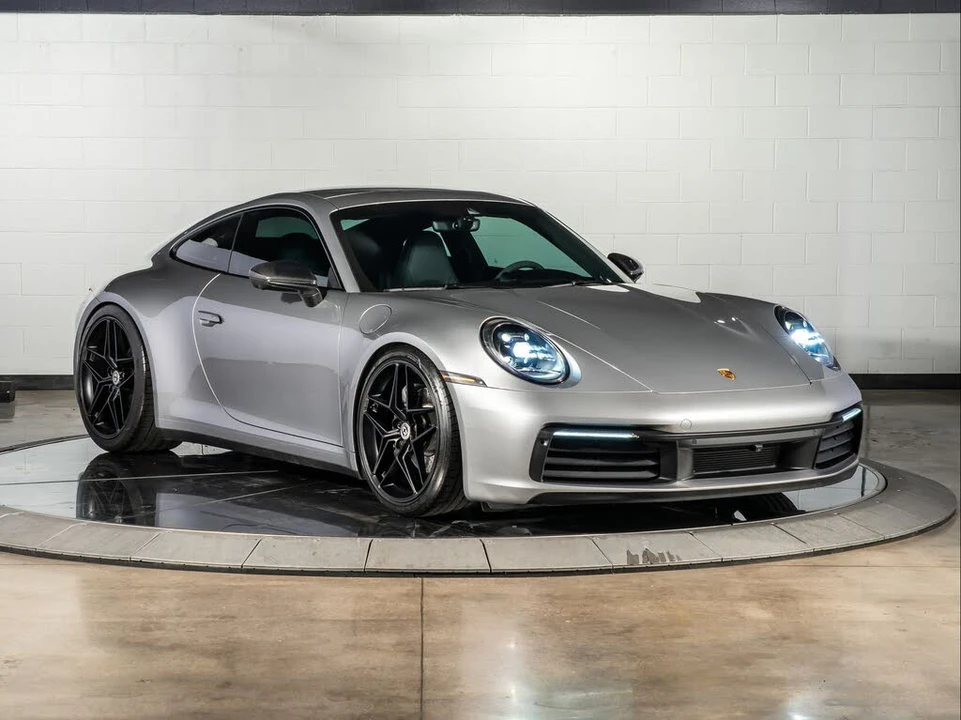2021 Porsche 992 Carrera 4 - Image 7 of 31