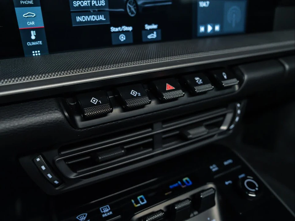 2021 Porsche 992 Carrera 4 - Image 26 of 31