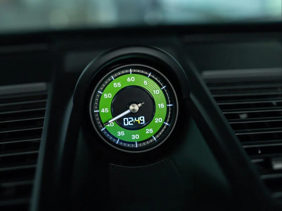 2021 Porsche 992 Carrera 4 - Image 27 of 31
