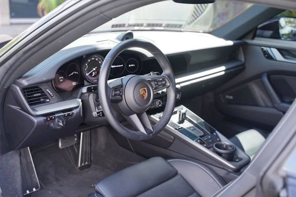 2021 Porsche 992 Carrera 4 - Image 24 of 31