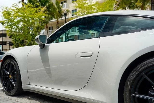 2021 Porsche 992 Carrera 4 - Image 20 of 31