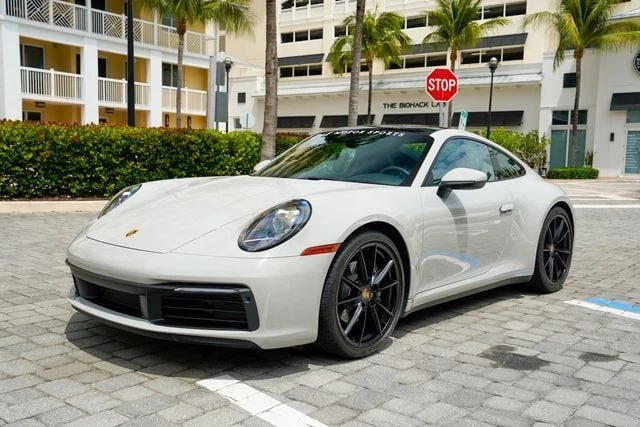 2021 Porsche 992 Carrera 4 - Image 9 of 31