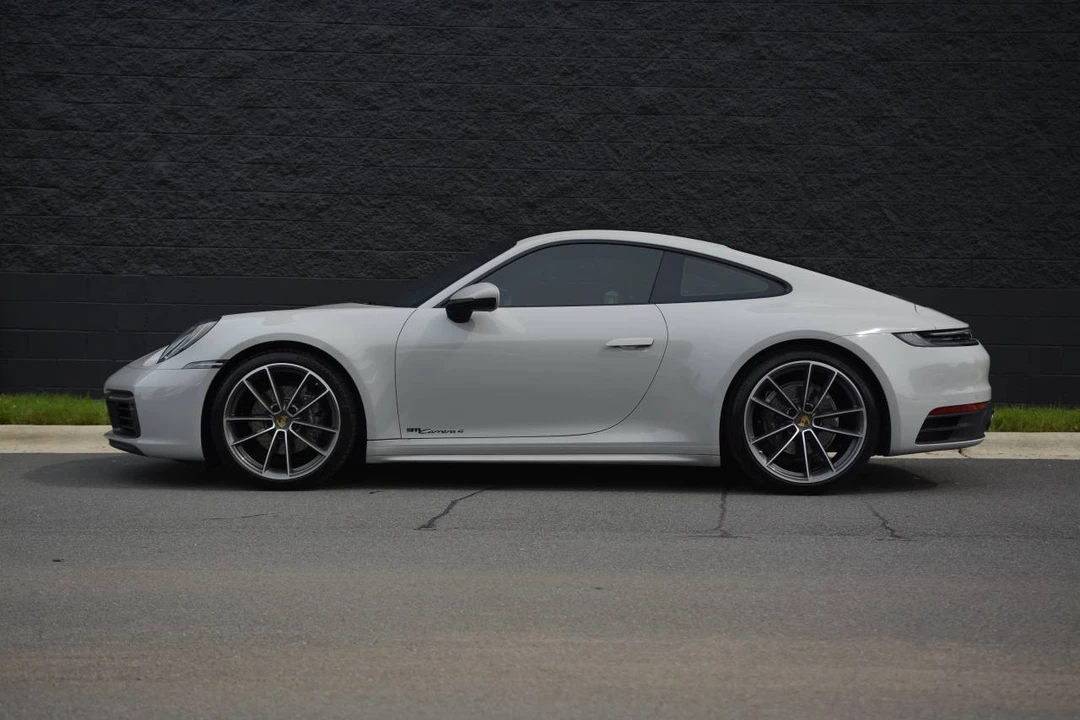 2021 Porsche 992 Carrera 4 - Image 2 of 5