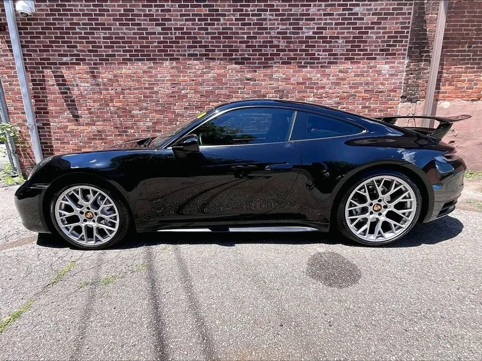 2021 Porsche 992 Carrera 4 - Image 2 of 5