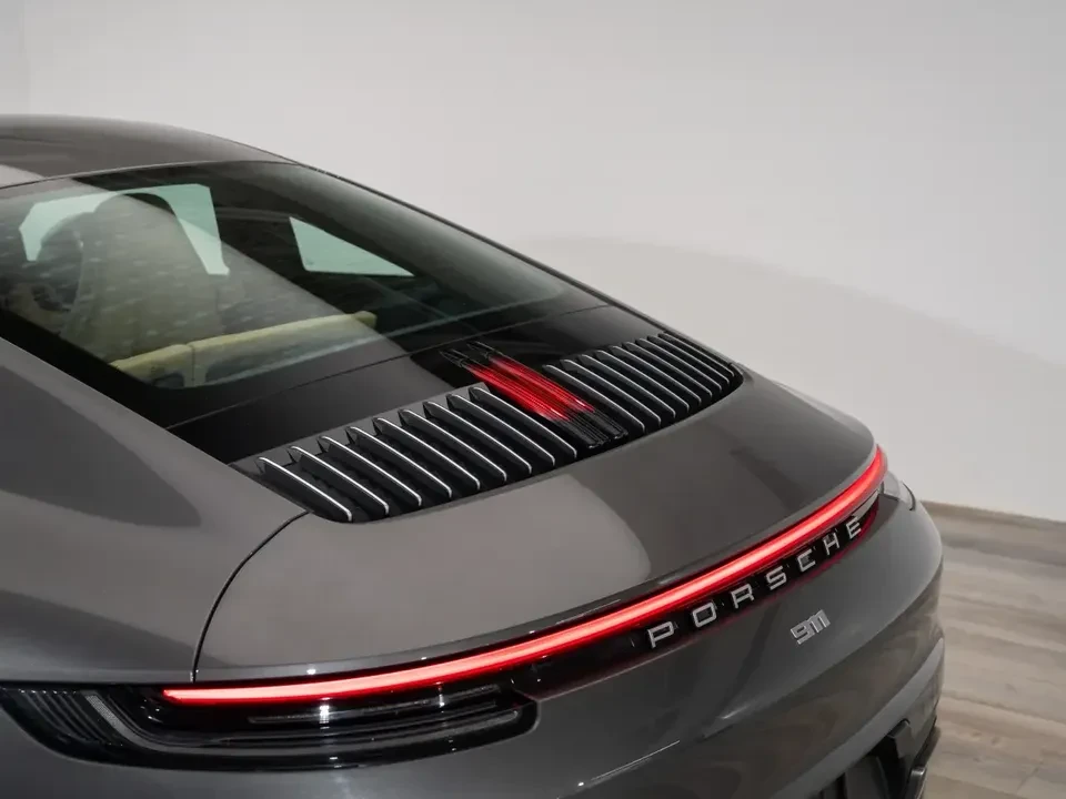 2021 Porsche 992 Carrera 4 - Image 13 of 20