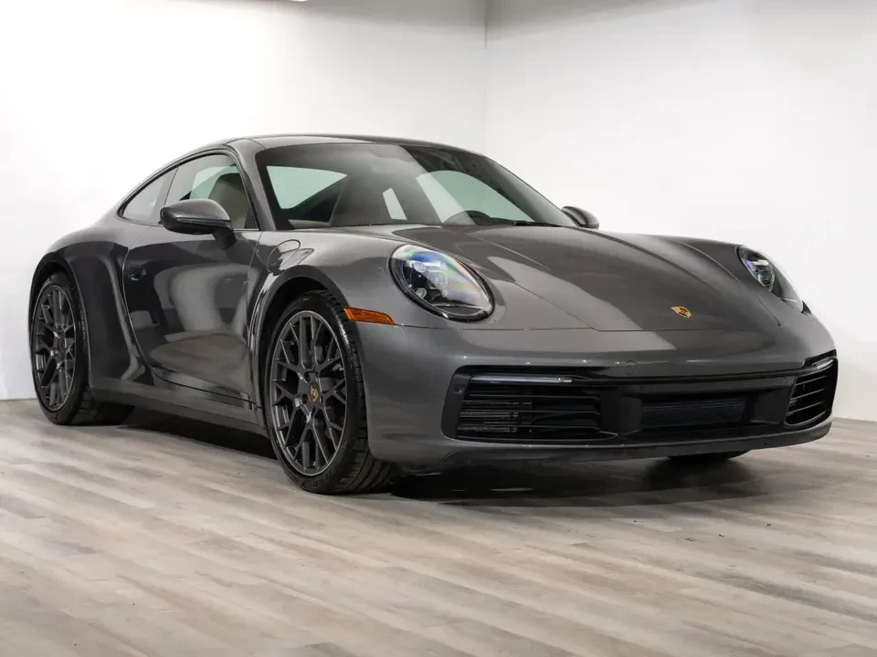 2021 Porsche 992 Carrera 4 - Image 19 of 20