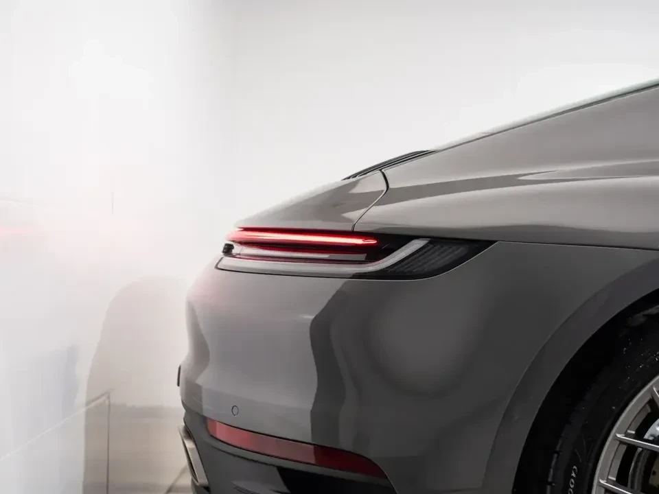 2021 Porsche 992 Carrera 4 - Image 17 of 20