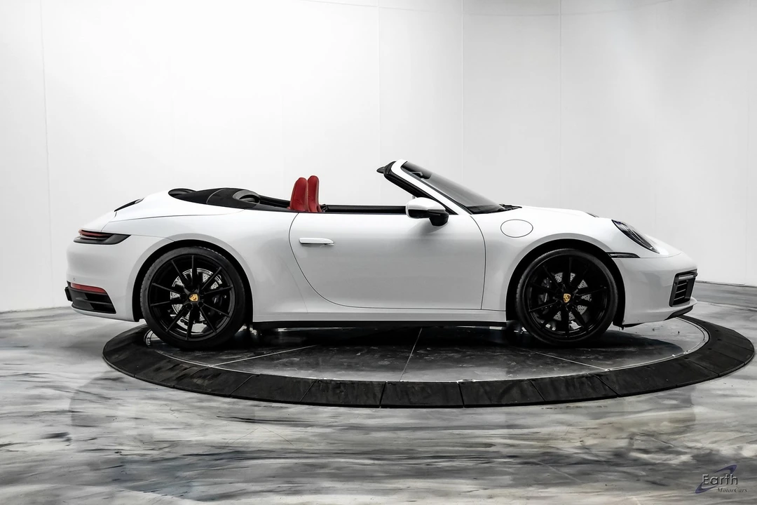 2021 Porsche 992 Carrera 4 - Image 20 of 21