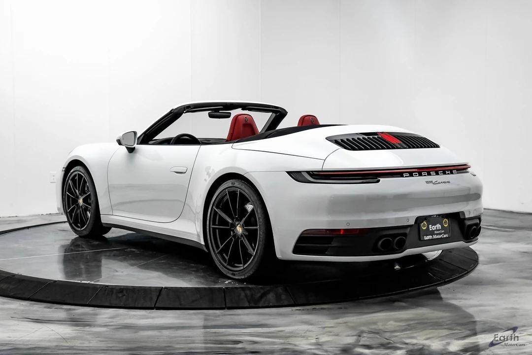 2021 Porsche 992 Carrera 4 - Image 9 of 21