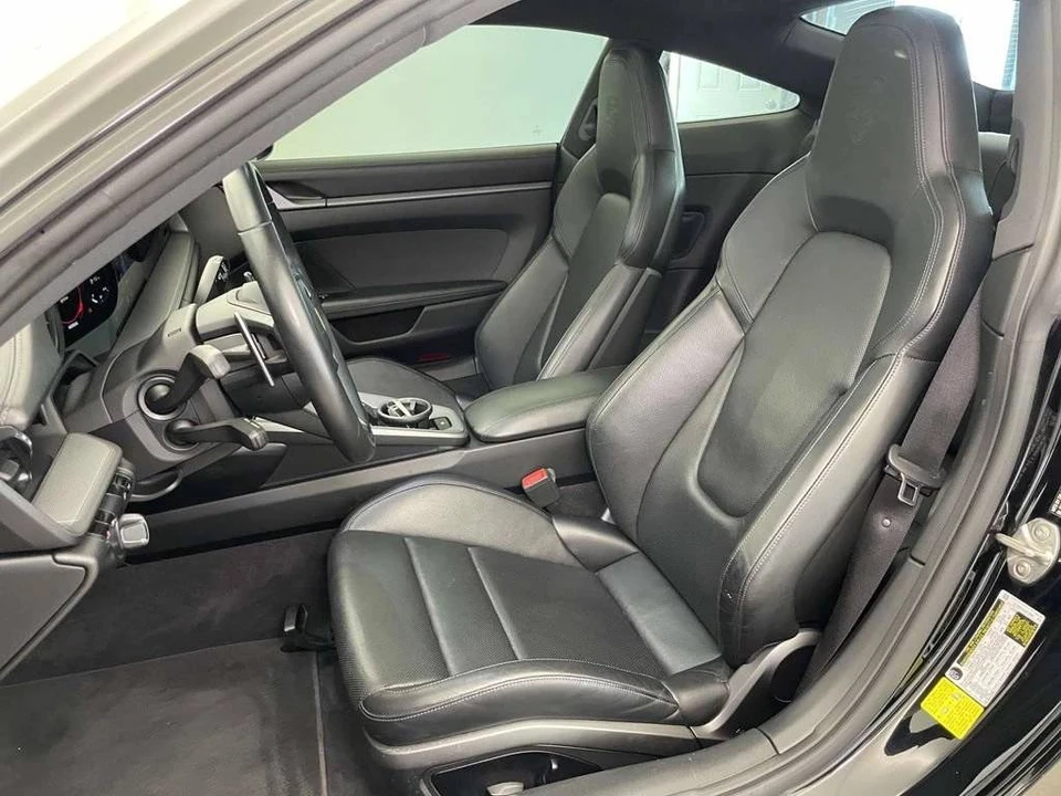 2021 Porsche 992 Carrera 4 - Image 5 of 5