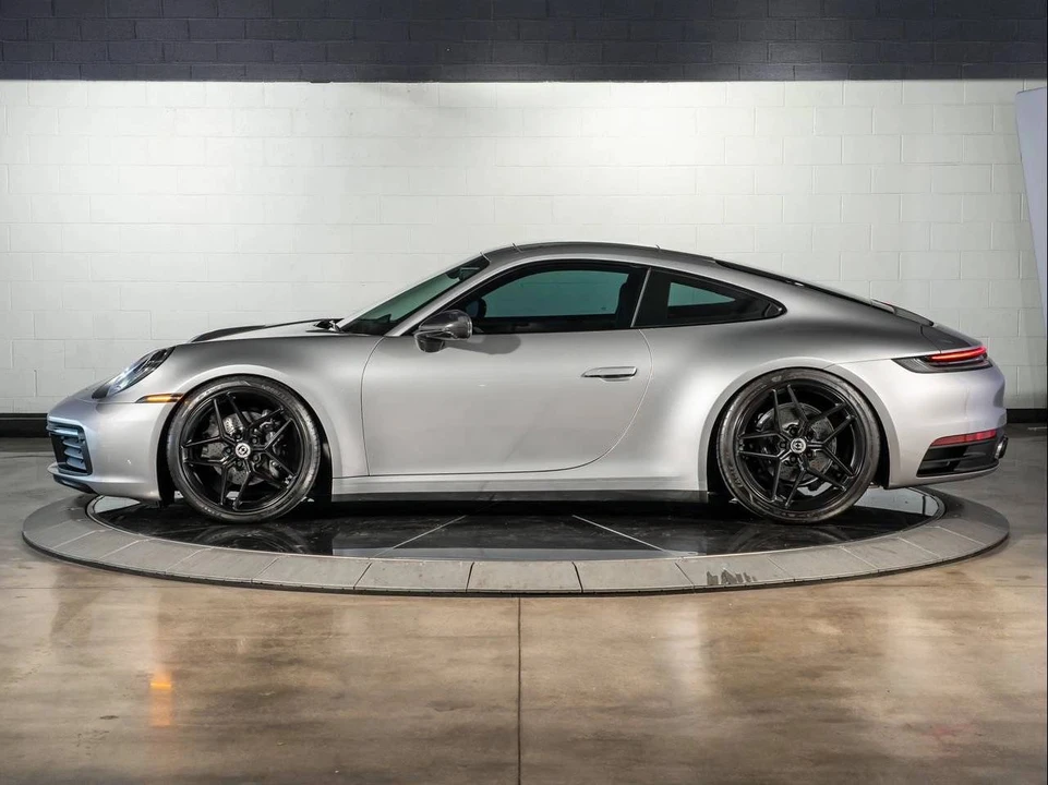 2021 Porsche 992 Carrera 4 - Image 2 of 5
