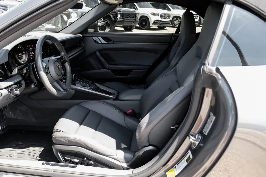 2021 Porsche 992 Carrera 4S - Image 26 of 31