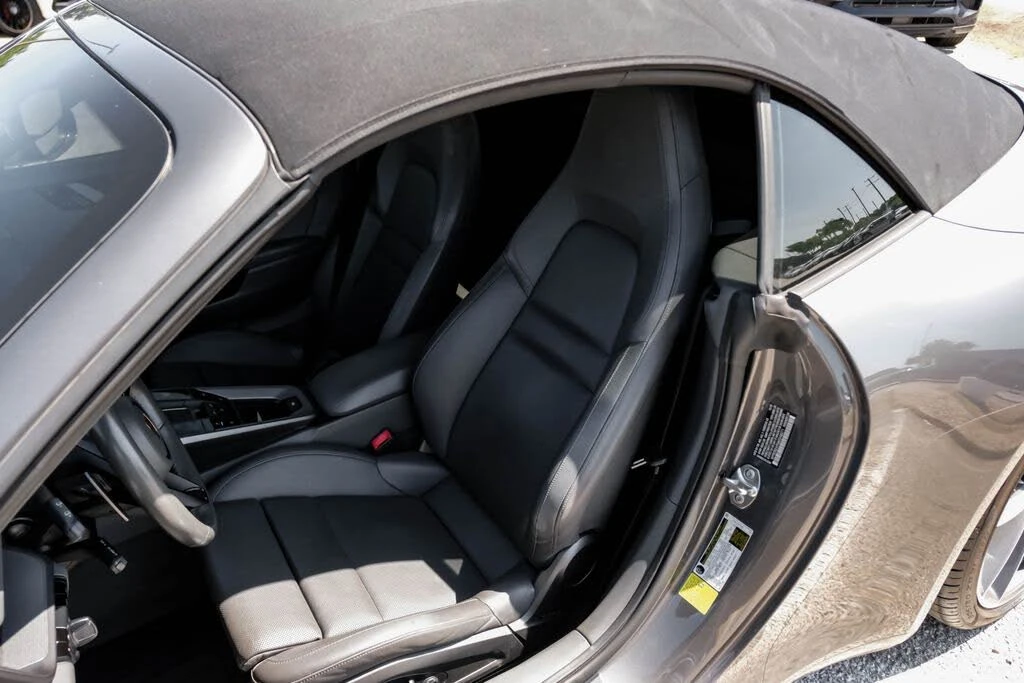 2021 Porsche 992 Carrera 4S - Image 27 of 31