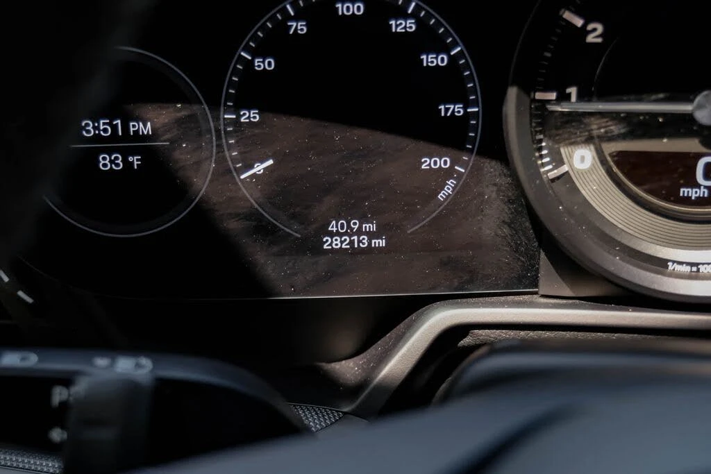 2021 Porsche 992 Carrera 4S - Image 13 of 31