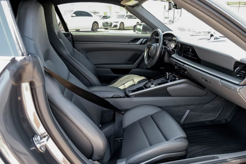 2021 Porsche 992 Carrera 4S - Image 30 of 31