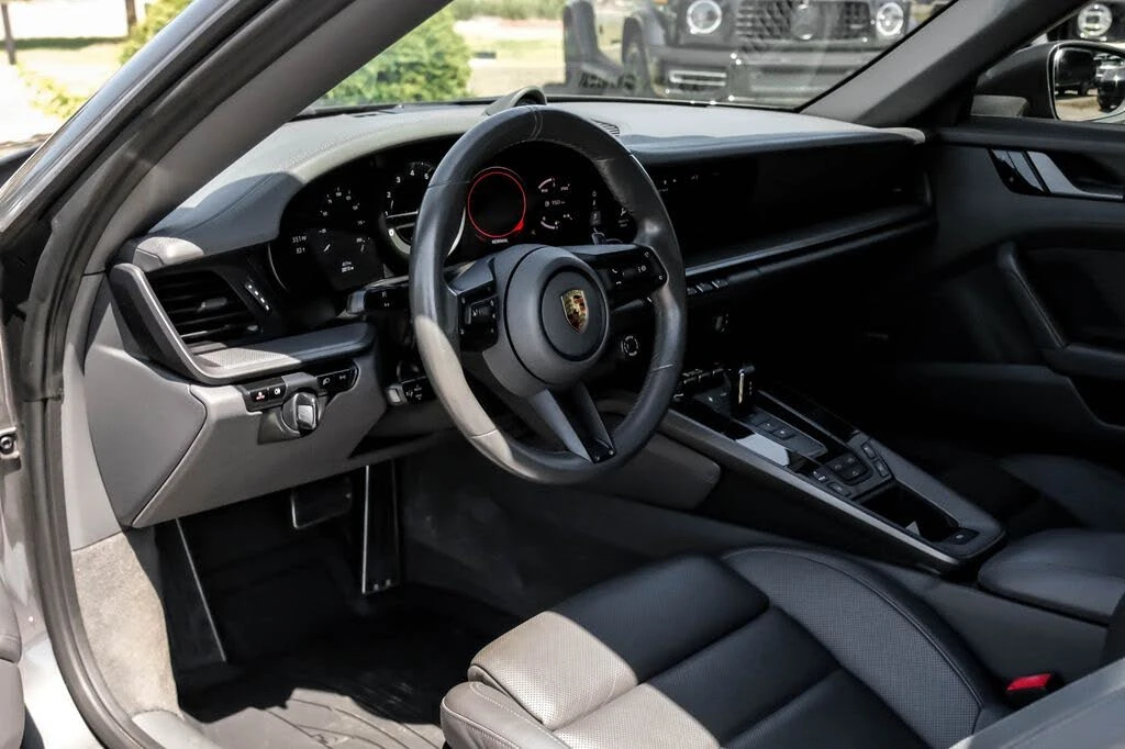 2021 Porsche 992 Carrera 4S - Image 11 of 31