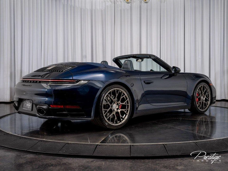 2021 Porsche 992 Carrera 4S - Image 17 of 31
