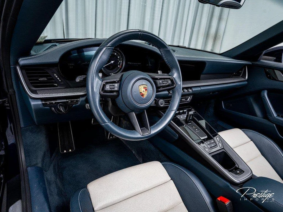 2021 Porsche 992 Carrera 4S - Image 28 of 31