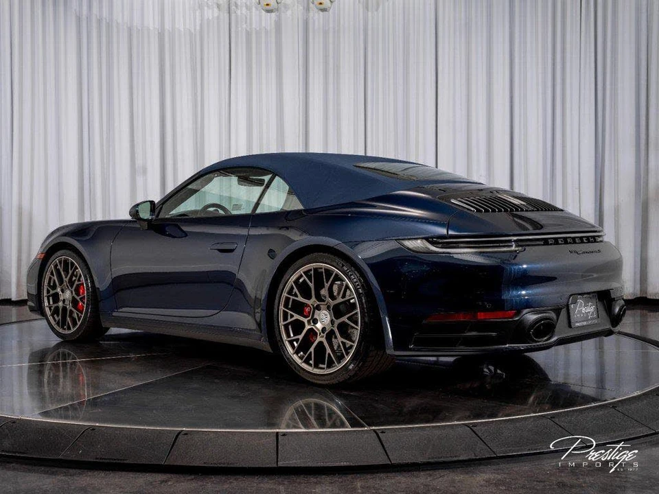 2021 Porsche 992 Carrera 4S - Image 12 of 31