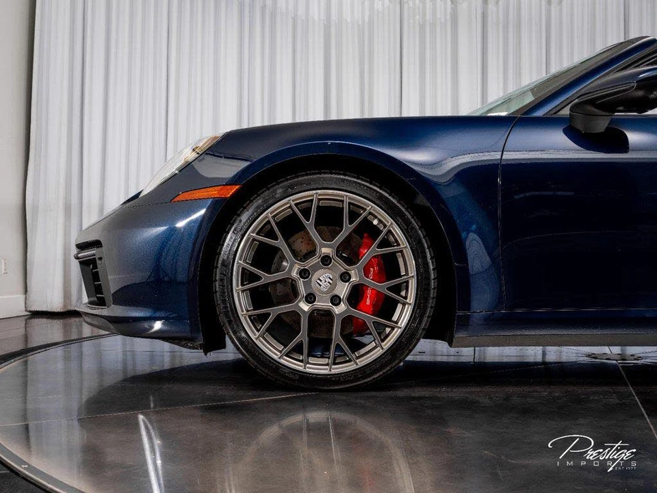 2021 Porsche 992 Carrera 4S - Image 10 of 31